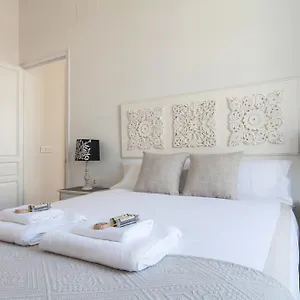 Apartamento Stunning Boutique - Space Maison, Sevilla